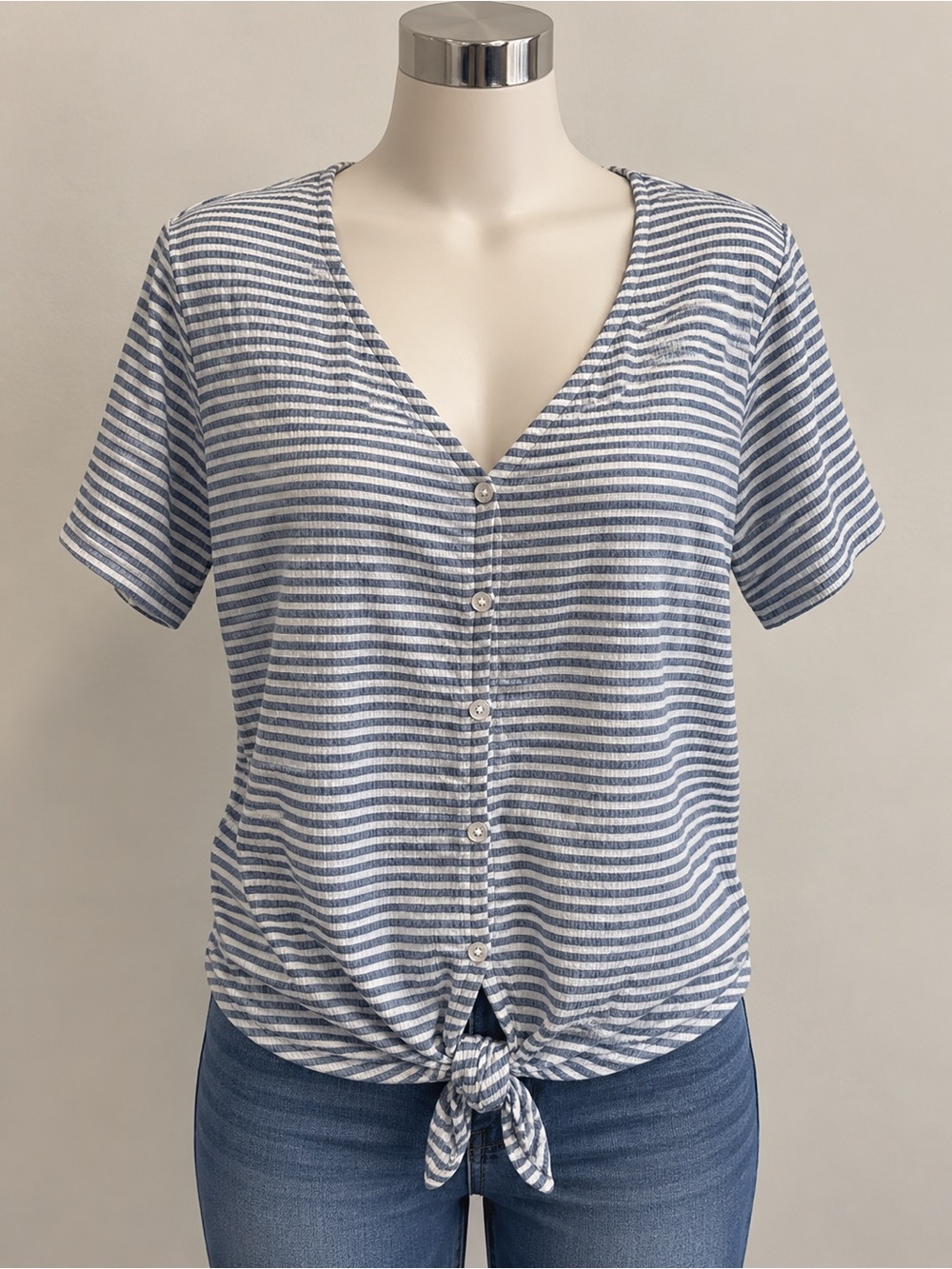 BERKLEY JENSEN Crinkle Knit Tie Front Top size XL